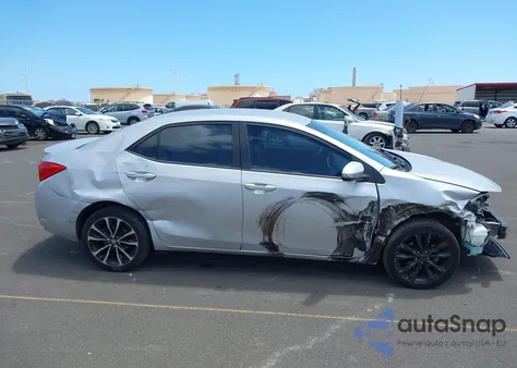 2017 Toyota Corolla Se Special Edition z USA, uszkodzony, nr VIN 5YFBURHE4HP611541